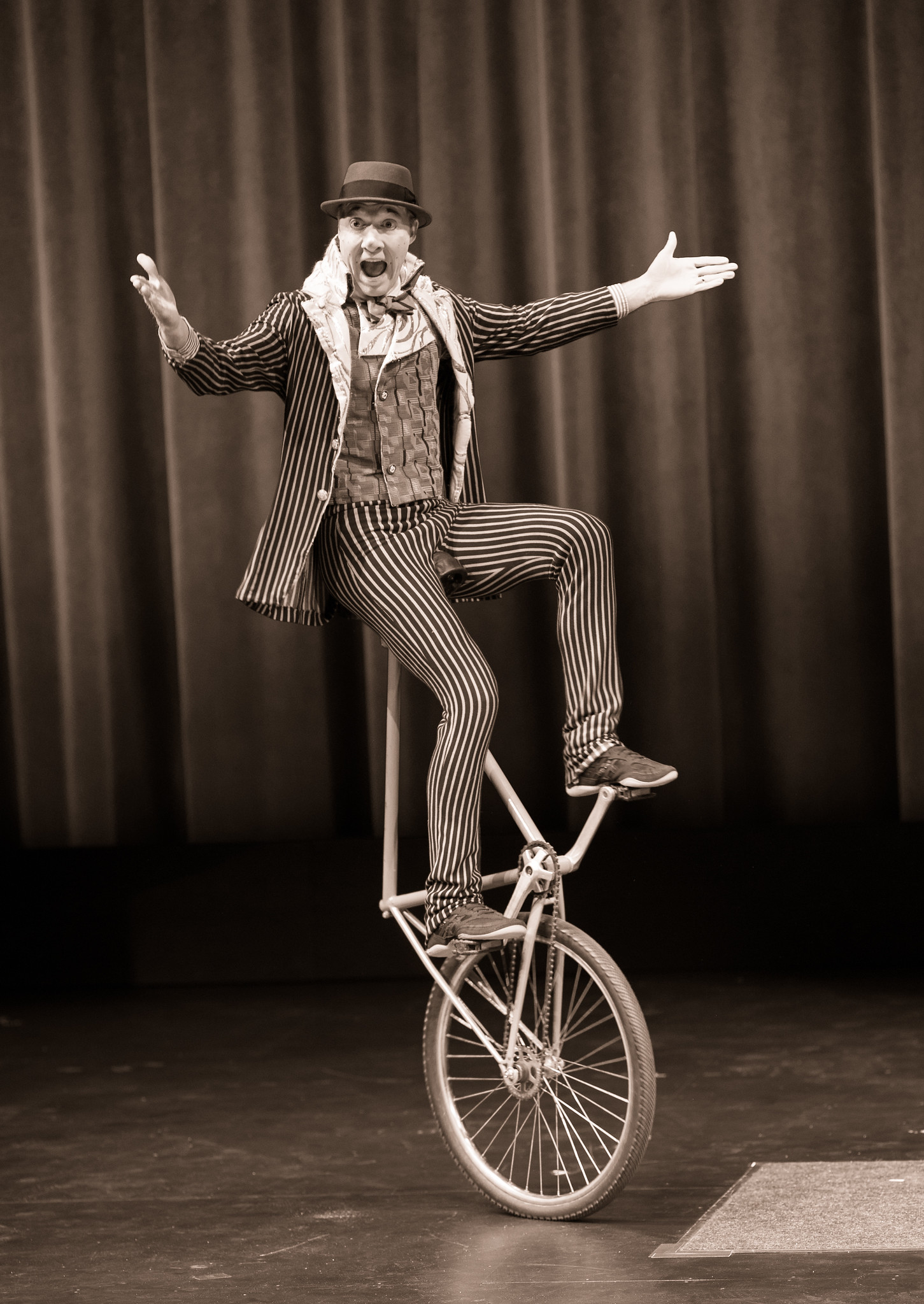 Unique cycling