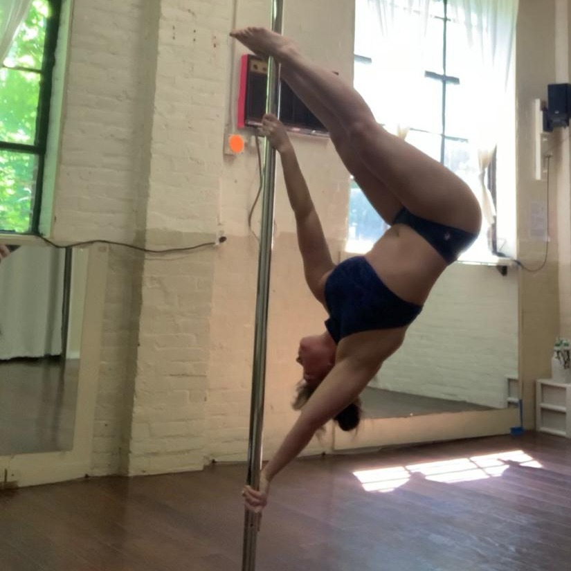 Inverted D