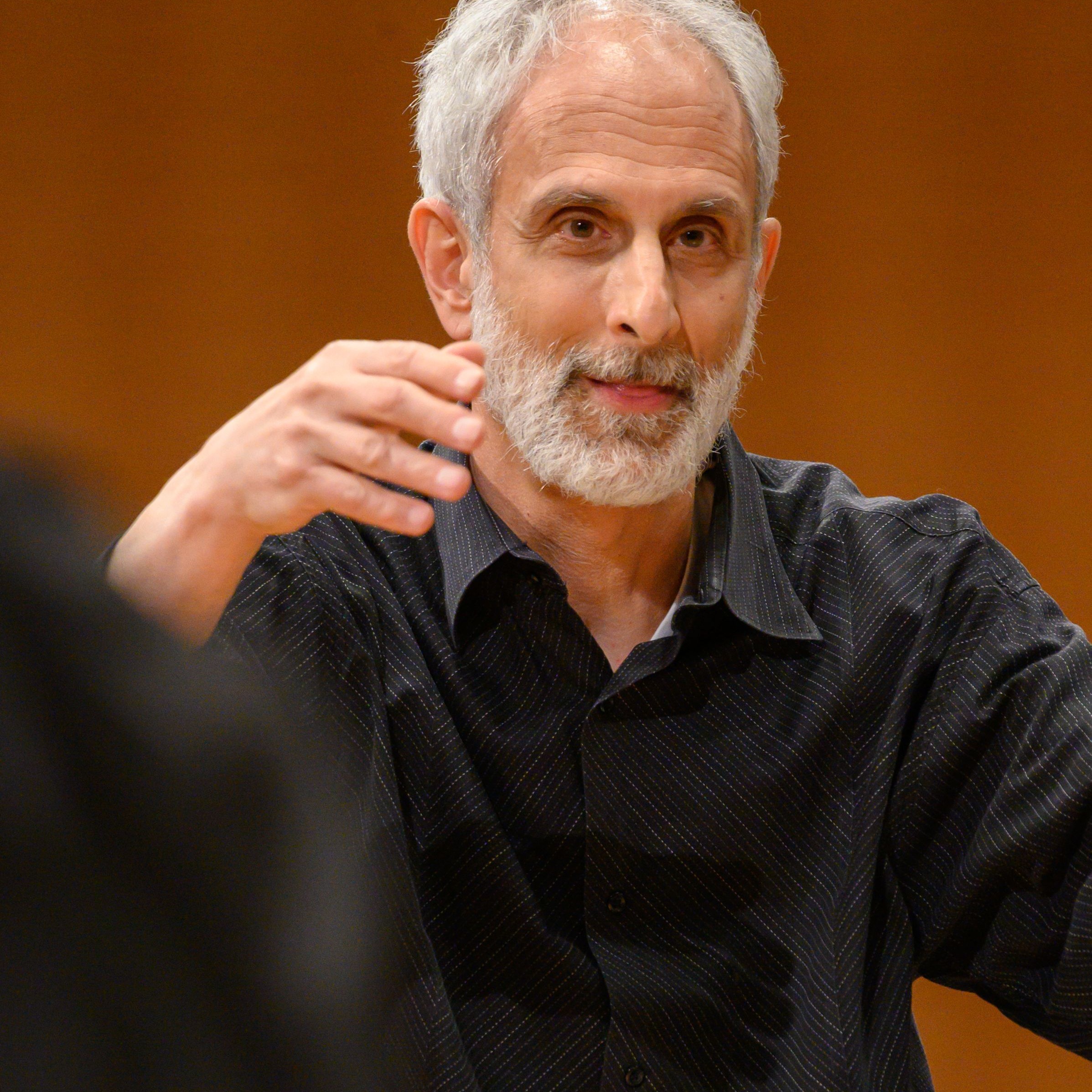 John Kordalewski (conducting)