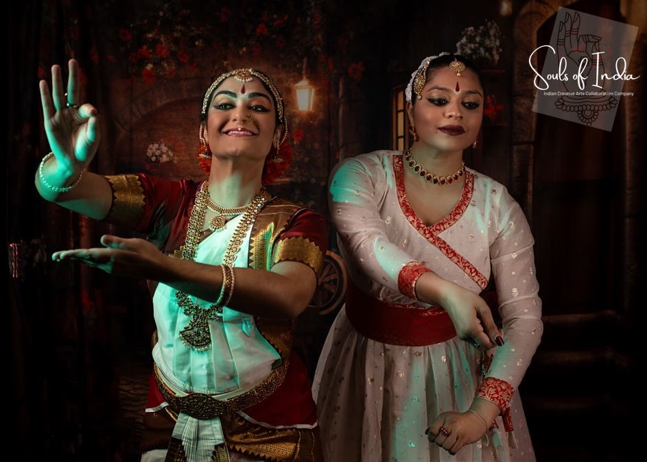 Samadrita (Left) and Meghma (right) are the co-founders of Souls of India, which is a non-profit unincorporated Indian classical creative arts collaboration platform