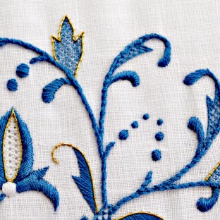 Broiderie Stitch